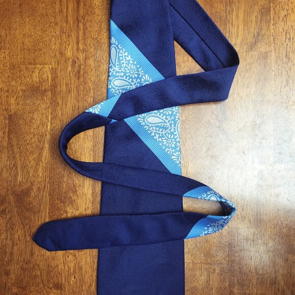 Gentry Beau Brummell ~ Vintage Necktie ~ Excellent Condition - Picture 1 of 6